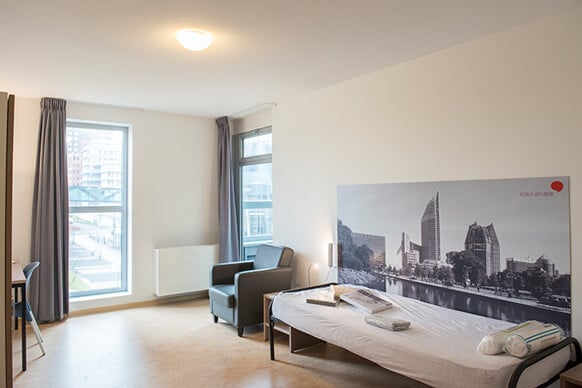 Huurwoning: Waldorpstraat 47-16 in 'S-Gravenhage - €579 per maand - 106m²