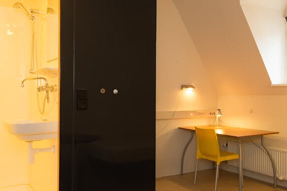 Room for rent: Hooigracht 17C, Pancras-Oost Leiden