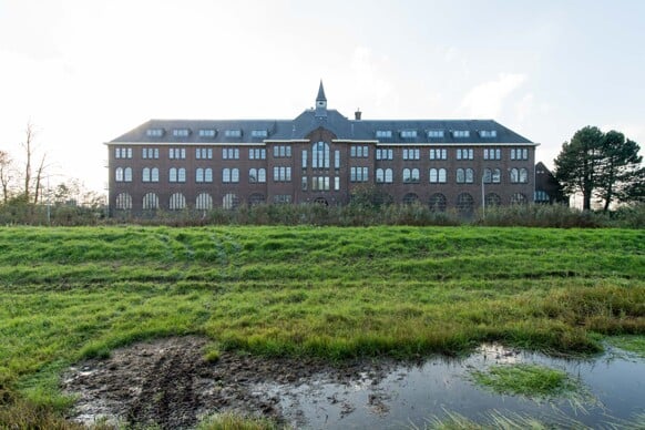 Room for rent: Vrouwenweg 1C, Oostvliet Leiden